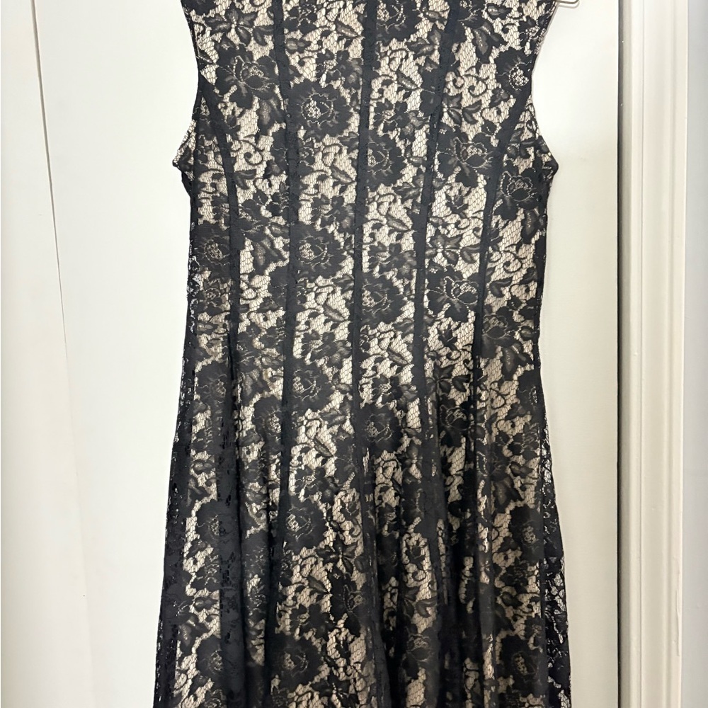 Elegant Black Lace Dress​